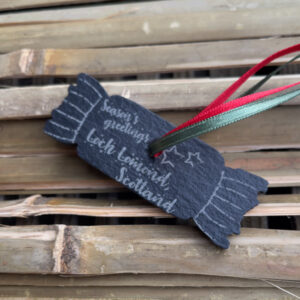 Christmas tree slate: cracker